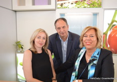 Dasha Koptina (Ludvig Svensson), Aad van den Berg (Delphy Improvement Centre) and Clarinda Gros (Ludvig Svensson). Svensson is launching a new, innovative screen concept: PARperfect, at the GreenTech in Amsterdam. The screen solution that ensures a perfect, even light distribution and a constant PAR light level in the greenhouse, regardless of the outside conditions.